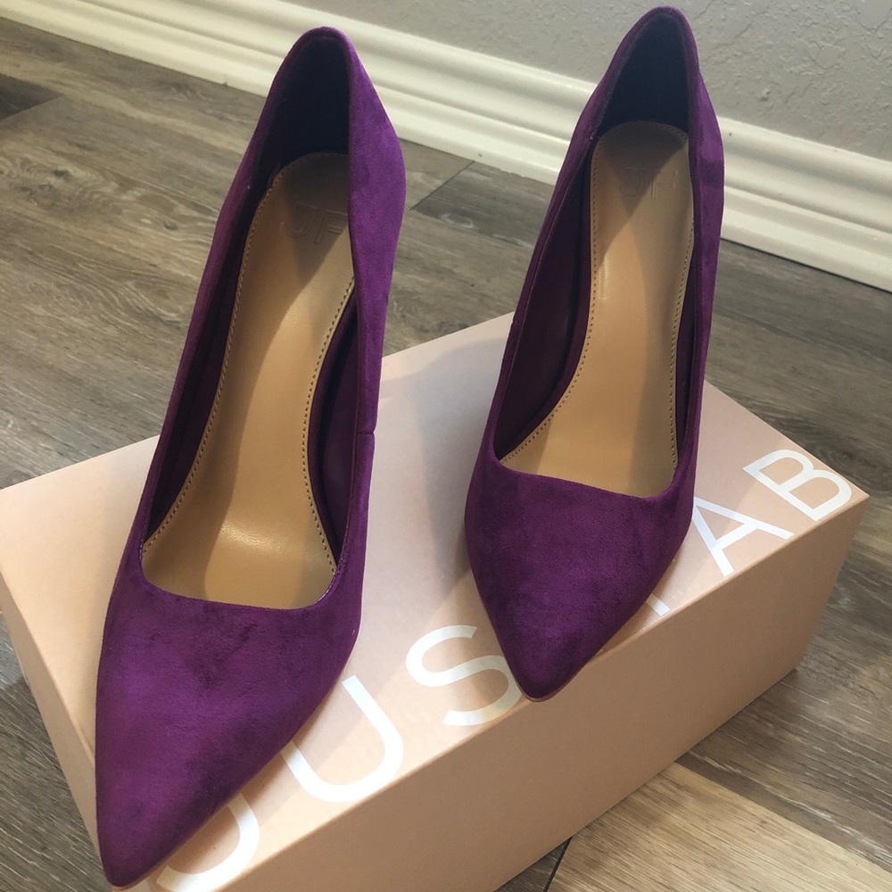 Purple Pumps